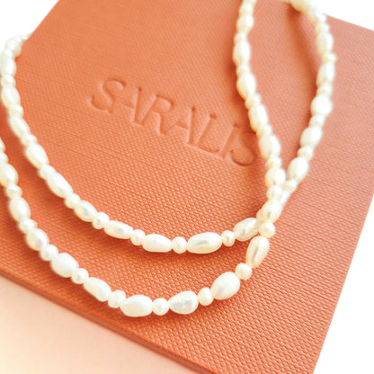 Colier perle naturale  de dimensiuni diferite, intercalate, cadou craciun, Saralis