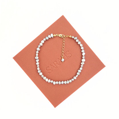 Bratara din perle naturale gri, argint placat cu aur de 24k, colectia Saralis, cadou Craciun